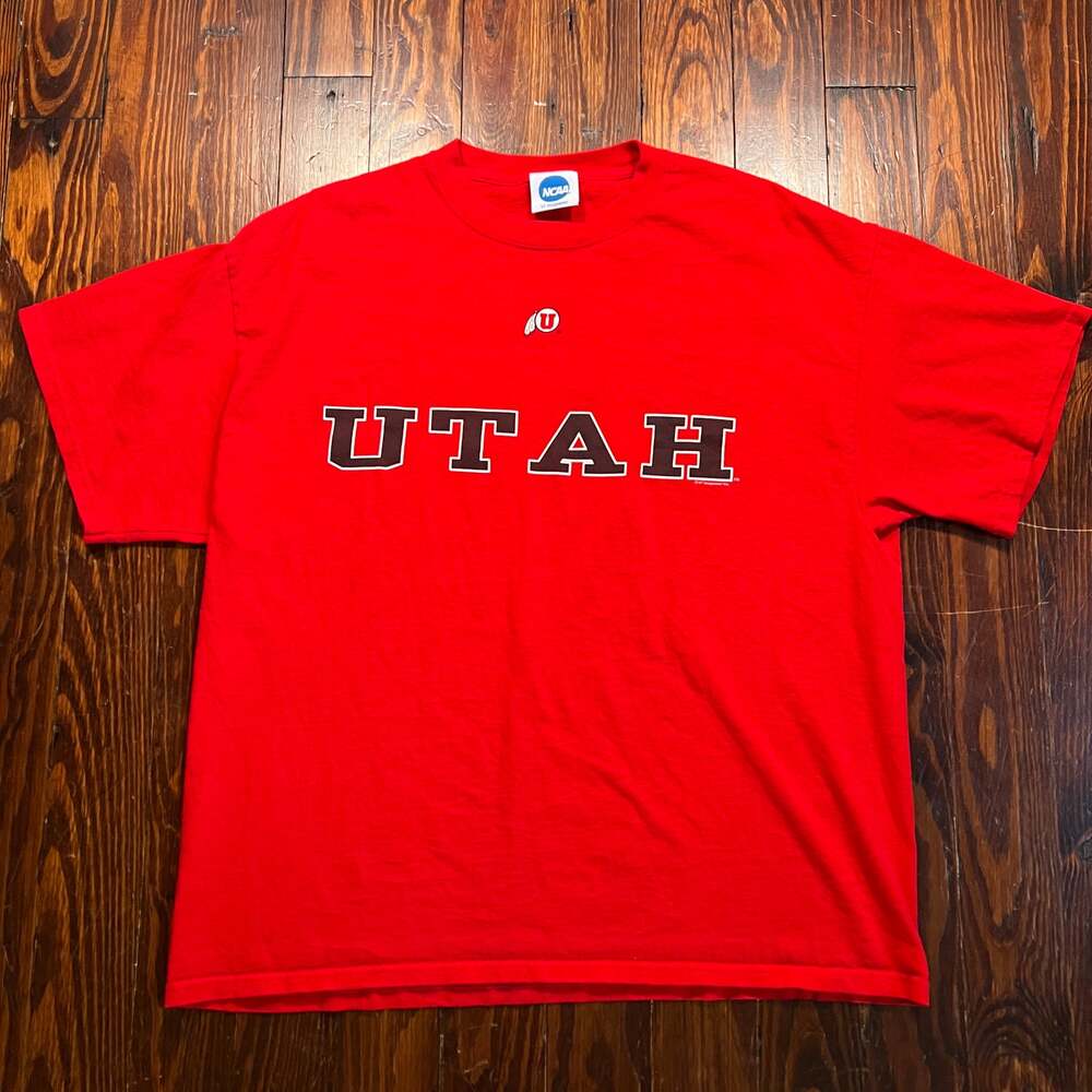 NCAA XL Collegiate T-Shirt Red Regular Fit